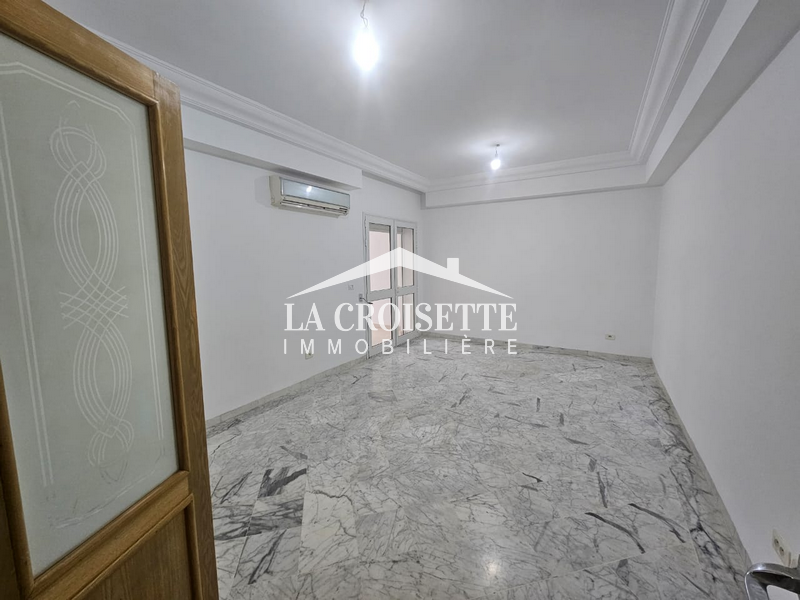 Appartement S+2 à La Soukra