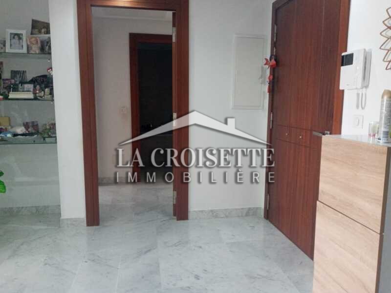 Appartement S+3 avec chambre de service aux Jardins de Carthage