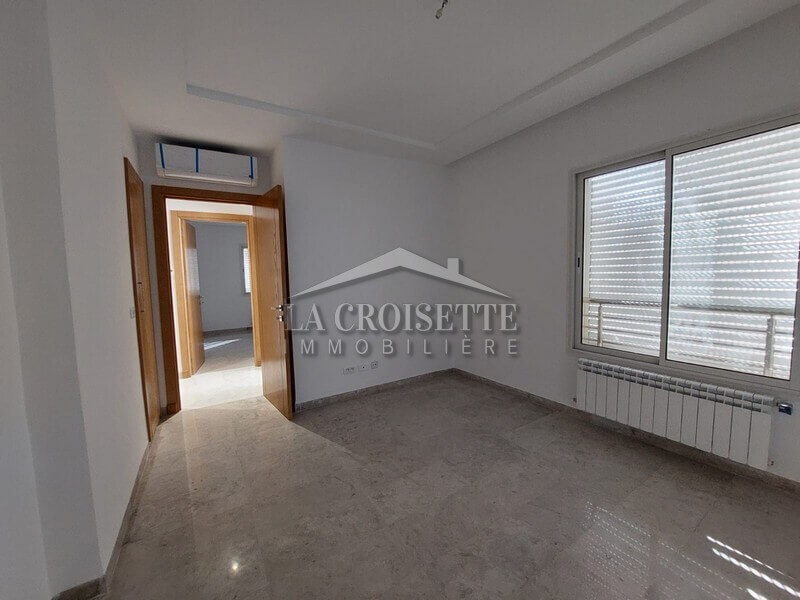 Appartement S+3 à La Soukra