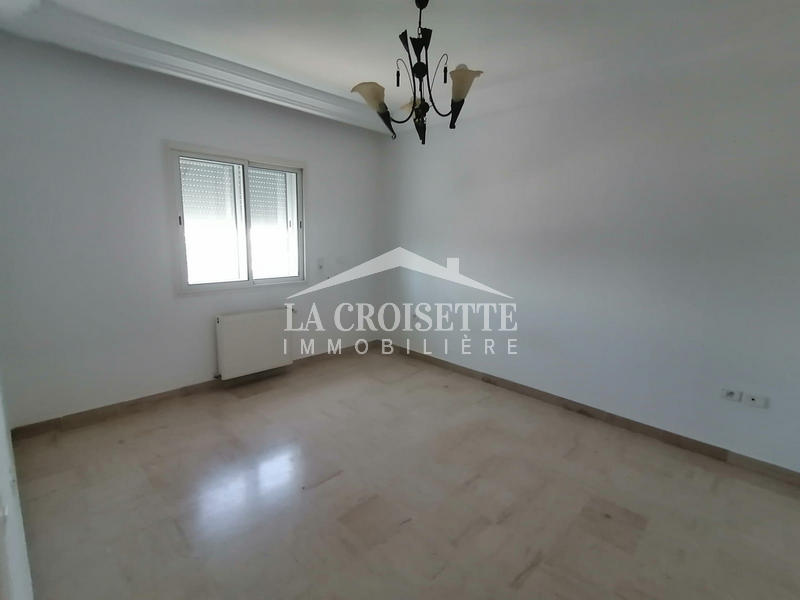 Appartement S+3 à La Marsa