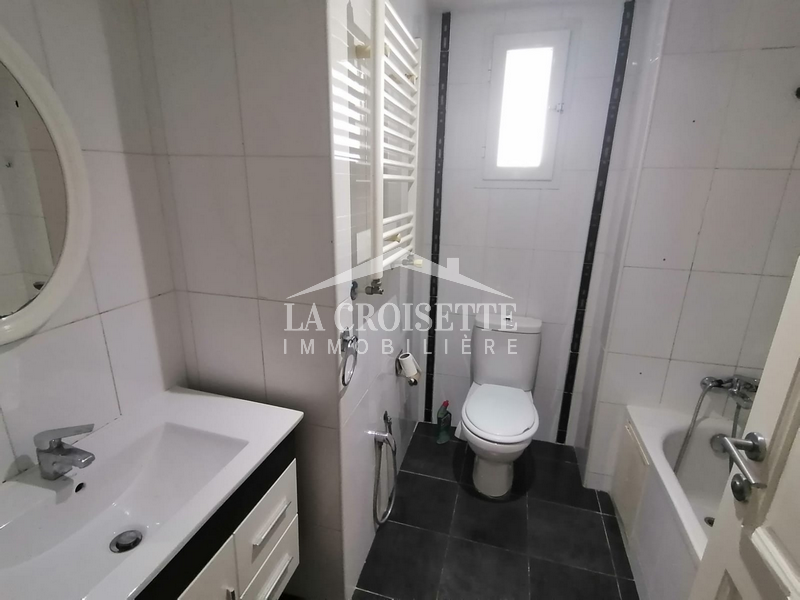 Appartement S+3 à La Marsa