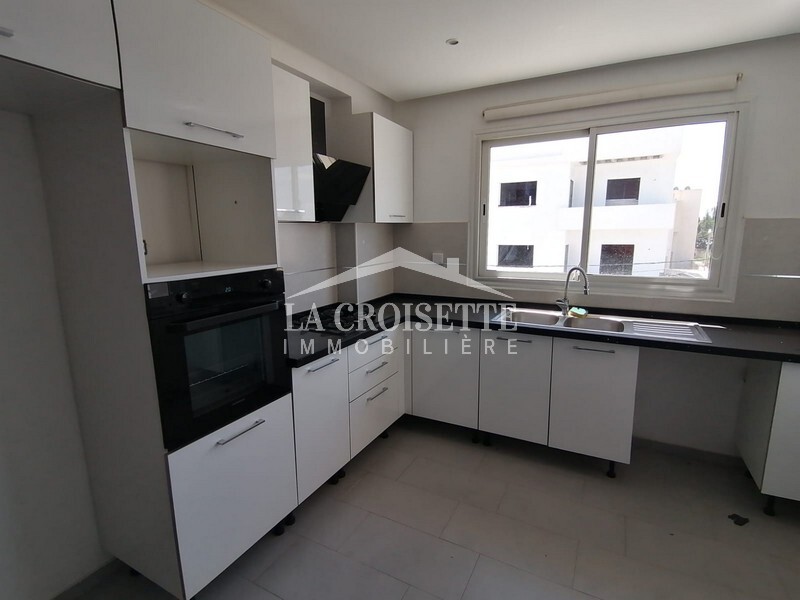 Appartement S+3 à La Soukra