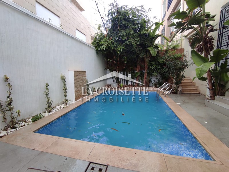 Duplex S+3 avec piscine à La Soukra