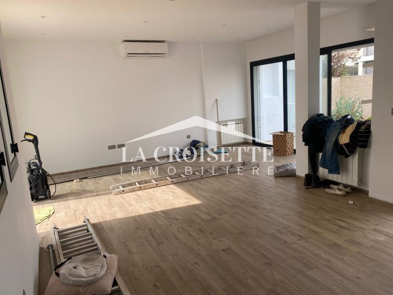 Duplex S+3 avec terrasse et piscine à La Marsa